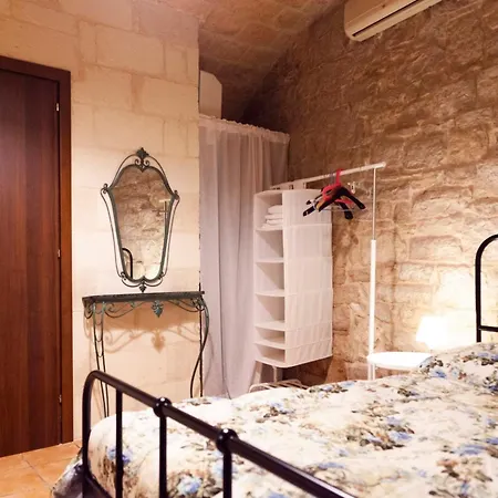 Scolanova * Trani